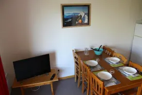 200m from ski slopes, 2nd floor, view mountain, balcony, tv, ski locker, 32m², Superdévoluy - Image 4