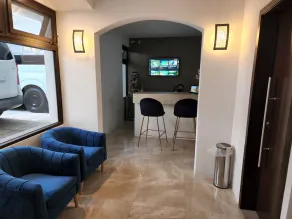L Aurora Inn    - Image 2