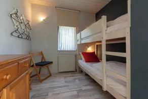 Eureka 78 bungalow med lukket have - Image 5