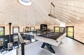 Skyline Yurt: Hot Tub~Wood Stove~WiFi~EVcharger - Image 2