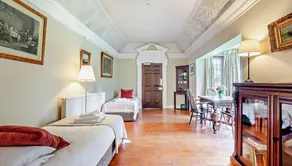 Cosy Historic Wing - Private Indoor Pool, Perfect Country Retreat - Image 4