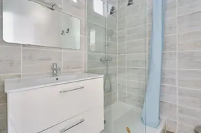 Charming apartment located 10 min from the seaside - Image 3