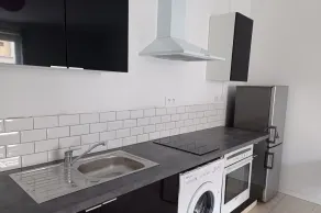newly renovated comfortable spacious studio - Image 1