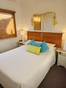 Ocean View Ground floor Apartment across from pristine beach - Image 3