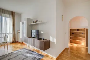 Dolce Orizzonte: 2 Balconies, 50 meters from the Lake Maggiore - Happy Rentals - Image 2