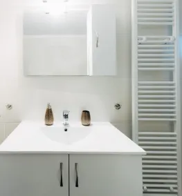 Best House Saint John, New Port of Patras - Image 3
