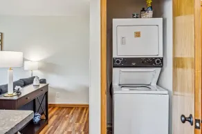Appartement en copropriété avec terrasse, sauna et piscine chauffée - Image 2