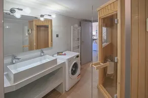 Villa Garifalia with Sauna & Hydromassage - Image 3