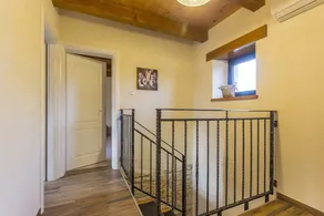 Fully Renovated Villa in quiet surroundings. - Image 2