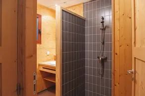 4-person chalet on Lac de Villefort - Image 4