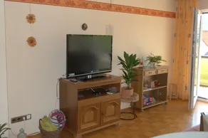 Ferienwohnung \"Gabi\" mit gemeinschaftlichem Garten, Balkon und WLAN - Image 2