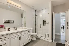 Resort Style Estate, 2 Houses, Putt-Putt Course, B-ball Court, Heated Pool - Image 3