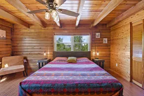 Beautiful log cabin w/ private dock, gameroom, 23mi to beach, 3bd2ba, sleeps 11 - Image 5