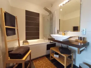 CaptainsLodge: Central top location with a panoramic view of the Weser and Havenwelten! - Image 2