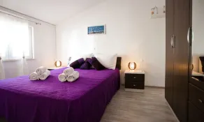 Nice apartment with pool and partial sea view - Image 3