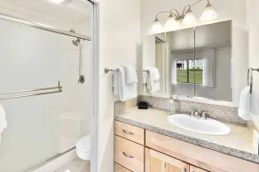3BR 3BA Condo - Steps away from Beach, Pool and Dining! - Image 2