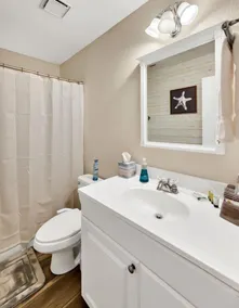 New Cozy Retreat Located 15 Minutes to Waco - Image 5