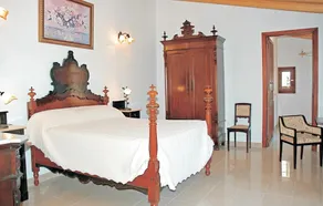 Stunning home in Estellencs - Image 2