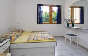 Two bedroom apartment near beach Sutivan, Brač (A-15617-a) - Image 3