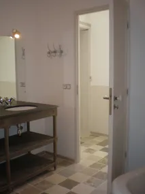 Home Pape - Cottage Court - Image 3