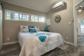 Magnolia Cottage at Safe Harbor Brady Mountain on Lake Ouachita! - Image 4