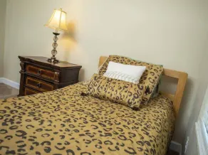 Comfy home in military community - Image 4