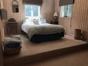 Secluded House at trailhead to Minnewaska State Park - Image 5