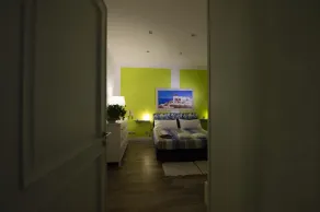 Apartamento en el centro de la ciudad, no lejos de la abadía de Montevergine - Image 4