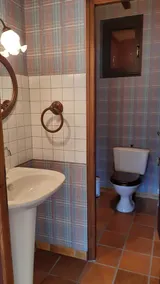 hus med fantastisk utsikt över bergen, inte förbises och inhägnad trädgård - Image 2