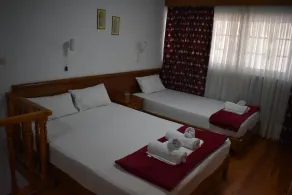 Galanis Studios and Apartments - Image 4