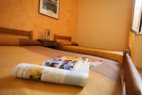 \"Land of the Sea\" Zwei Zimmer in Villa mit Garten - Image 3