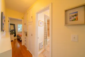 SailBay House 4 Bikes 2 Desks! - Image 4
