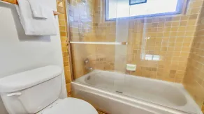 1 Crag-Sunriver, Oregon: Hot Tub, Pet Friendly, BBQ, WiFi, SHARC Aquatics, Tubing Hill, Mt. Bachelor, Golf, Deschutes River, Tennis, Bike Paths - Image 5
