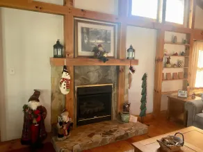 Relax and enjoy at this 2.5 B/2B cabin with hot tub by Fall Creek Falls Park - Image 2