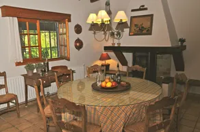 Vacker finca med pool och sommarkök som lämnar inget att önska - Image 5