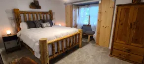 Modern Farmhouse with gorgeous views and lots of farm animals! - Image 3
