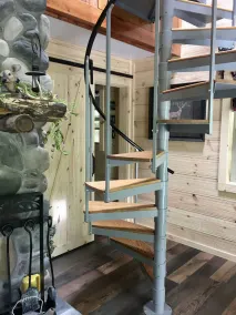 Private Secluded Cabin w/hot tub - Image 2
