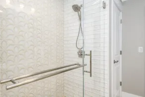 100% - 5 STAR reviews!   Clean, Safe & Enjoyable home away from home! - Image 4