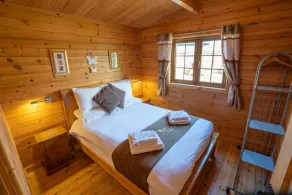 Butterfly Lodge - Perfect for couples and young families - Image 5