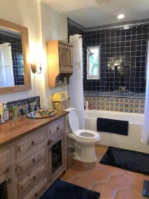 Beautiful Private Home in Long Beach near Convention Center and Queen Mary - Image 2