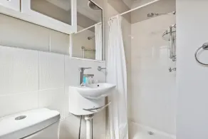 Comfy Studio near Gabba with Secure Parking - Image 2