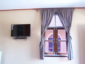 Cowboy Farm Resort Pattaya - Image 3