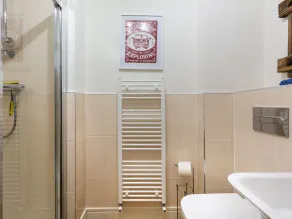 Nice apartment for 4 guests with WIFI, TV and terrace - Image 2