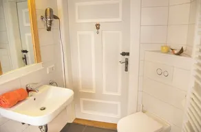 Bor i en historisk atmosfär mitt i Weissenburg - Image 5