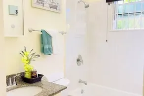 3BR*Near Beach | Airport Shuttle | Pools | Tennis🌴 - Image 5