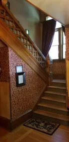 Historic Victorian Inn White Suite - Image 4