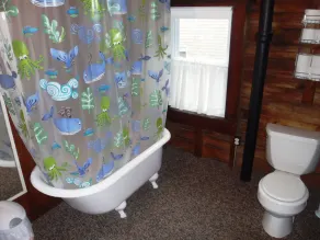 Fish Tales Inn at Rocky Nook - Image 2