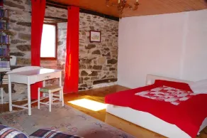 Authentic 19th century house near Vans - Image 3