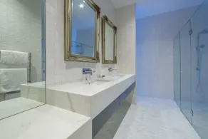 Hepburn Bathhouse & Spa Villas - Image 5