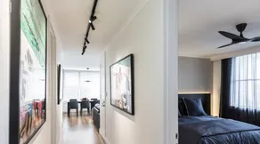 Bondi Beachside Apartment: 3 Bedrooms & Parking - Image 4